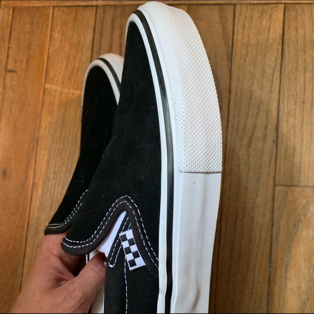 Brand new vans. Women’s 7.5 Men’s 6